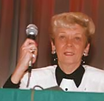ninahunt.jpg